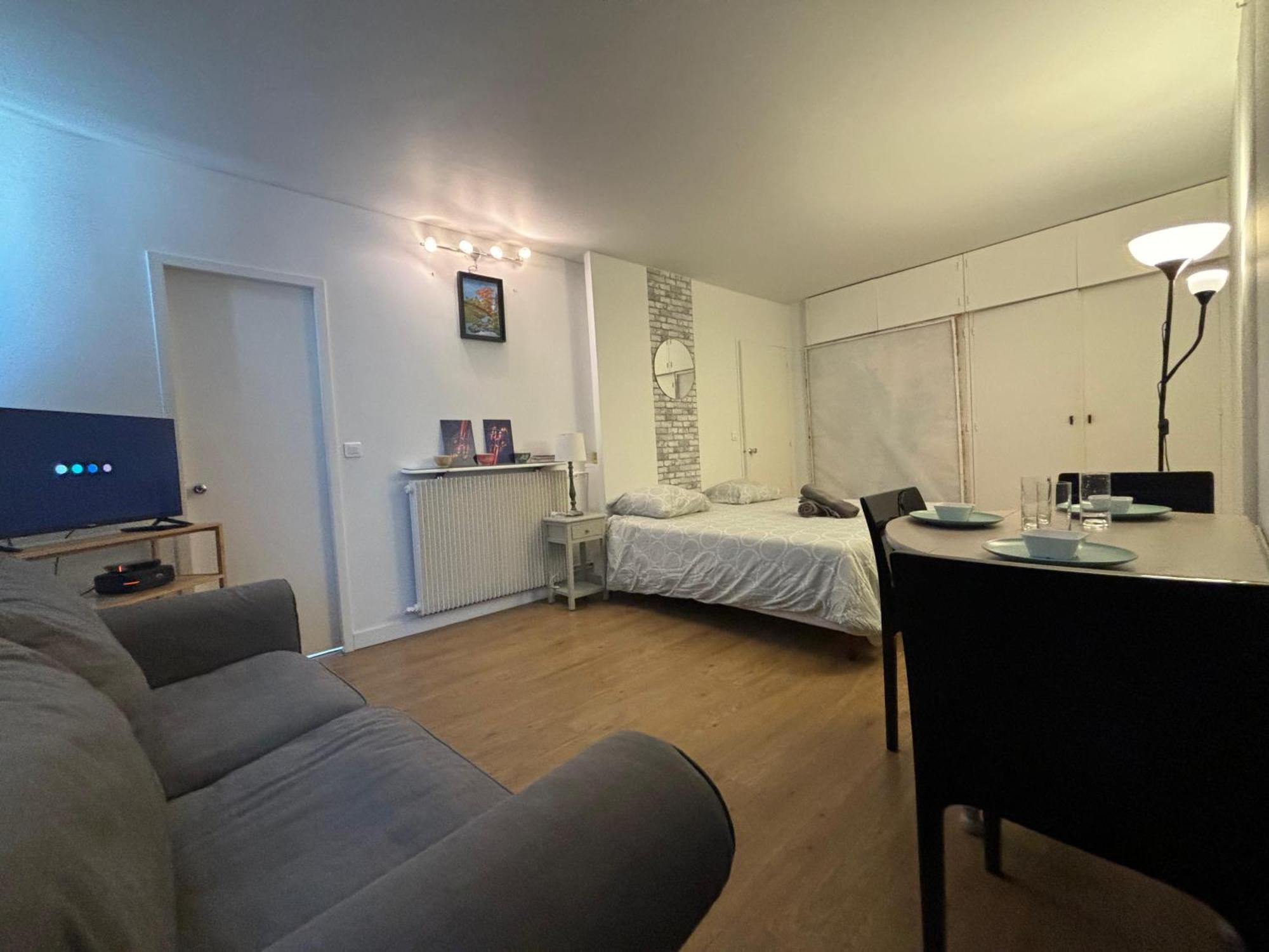Appartement Des Champs Elysees Parijs Buitenkant foto